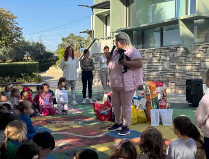 «Ιστορίες με ουρές Γνωρίζοντας τα αδέσποτα ζώα»